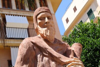 2-Hour Private Walking Tour Through Palma’s Jewish Quarter - Private guiding makes a difference (and the guides are real people)
