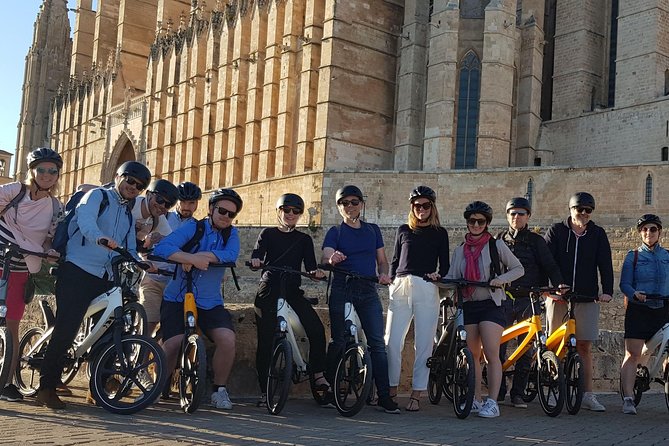 2 Hours E-Bike Tour in Palma - Palma on an e-bike: the sweet spot of speed and comfort
