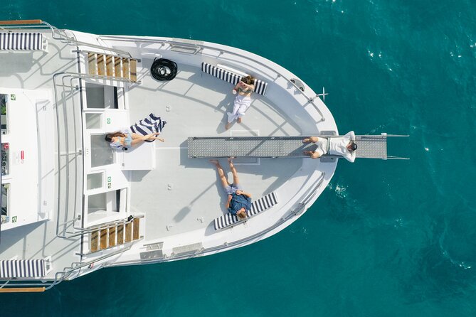 3-hour boat trip at sunset in the bay of Palma - Badia de Palma: the caves, beaches, and sail-by views