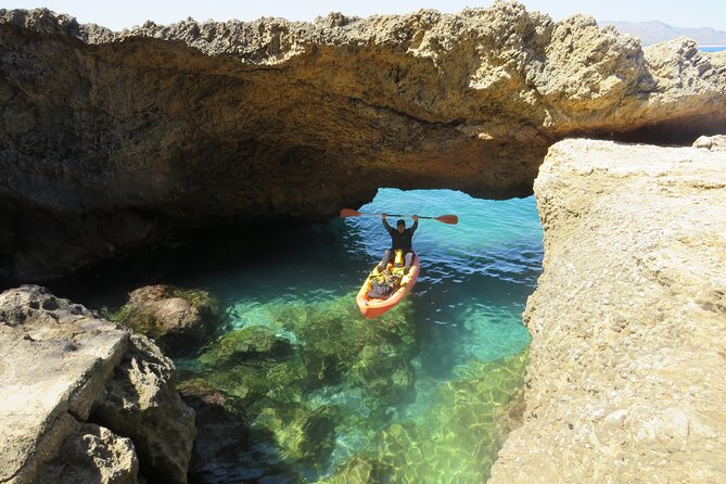 Alcudia: Guided Sea Kayaking & snorkelling Tour (day & sunset) - Kayaking without prior experience: how the guides keep it simple
