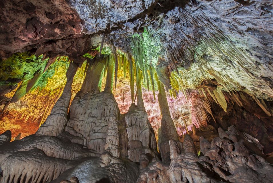 Alcudia: Half-day Caves of Hams, Blue Caves and documentary - First stop: the Caves of Hams arrival and fast-track entry