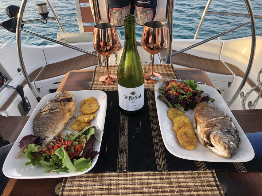 Alcudia: Romantic Sailing Trip with Diner for 2 - Getting started from Bonaire at 4:00 PM