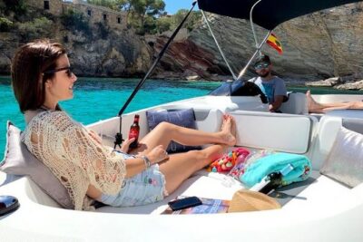 boat rental - The first viewpoint: Santa Ponsa from a new angle
