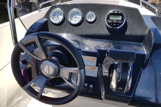 Boat rental without license - B450 'Theia' (4p) - Can Pastilla - Insurance with franchise: what it means for peace of mind