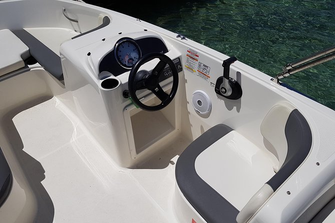 Boat rental without license - B540 'Gaia' (5p) - Can Pastilla - Booking reality check: should you book it?