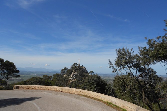Cala Millor & Sa Coma: Top mini jeep tours – 1 mega experience! - Stop 1: Santuari de Sant Salvador for Big East-Coast Views