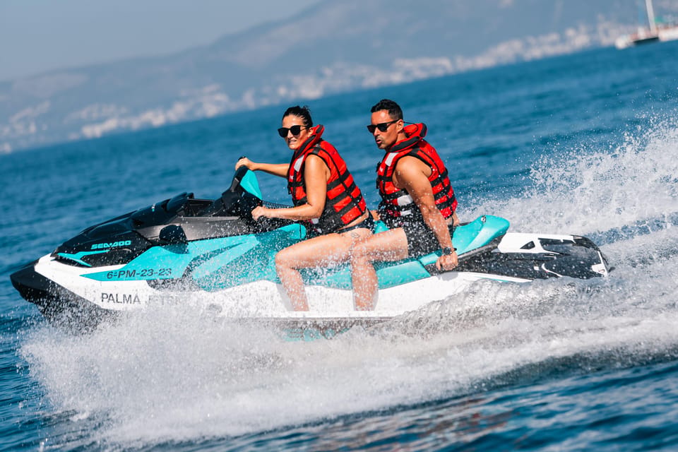 Calanova: Doble Jet Ski excursion with guide - Key things that make this jet ski excursion work