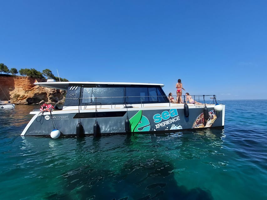 CATAMARAN ECO EXPERIENCE at Palma Bay - Solar-powered comfort: what it feels like in Palma Bay