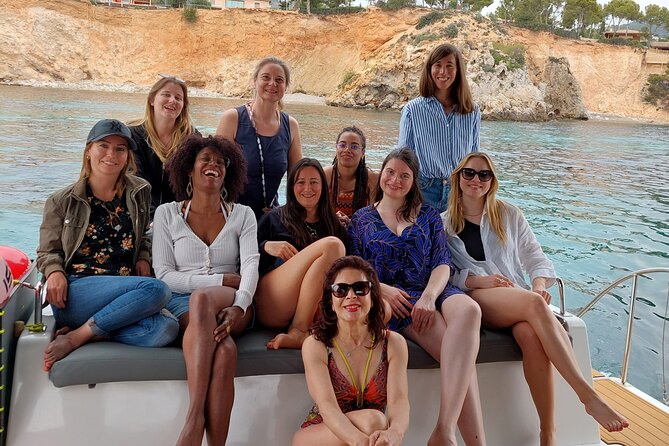 Catamaran Mallorca Eco Experience - The solar-electric catamaran feel: calm, clean, and family-friendly