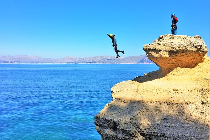 Coasteering Cliff jumping - Key things I’d circle before you book