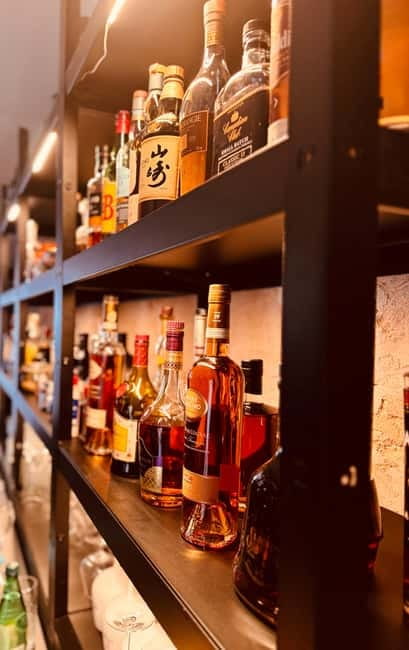 Cocktail course Mallorca - The Course Flow: From Welcome Aperitif to Your Two Mixed Cocktails