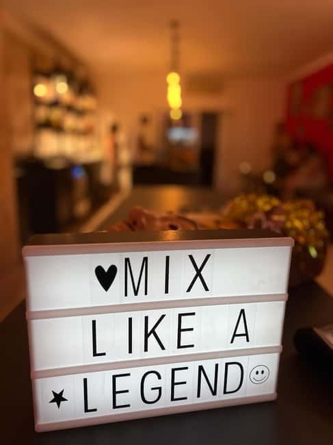 Cocktail course Mallorca - What Makes the Drinks Taste Different: Homemade Syrups, Liqueurs, and Bitters