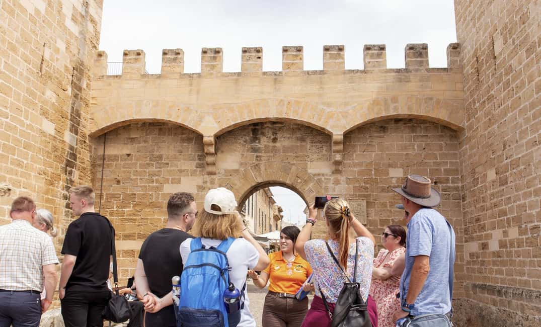 Discover Alcudia's Hidden Gems: Walking Tour of the Old Town - The medieval walls walk: best views, minimal effort