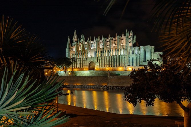 Drinks & Bites in Palma de Mallorca Private Tour - What you’ll learn about Mallorcan nightlife (without turning it into a lecture)