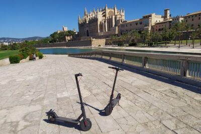 Electric kick scooter rental in Palma de Mallorca - Making the most of a 1-hour electric scooter ride