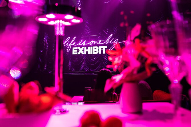 EXHIBIT - Acrobatics, Dance & Art - Who should book this show in Mallorca?