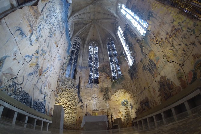 Gaudí and Modernist Art: Guided Tour in Palma de Mallorca - Getting there: Palma parking is the real boss battle