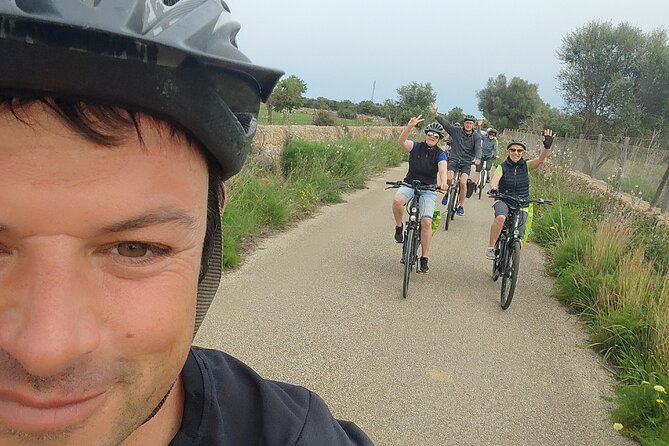 Half-day e-bike tour through the most unknown villages of Mallorca - Quick highlights before you pedal