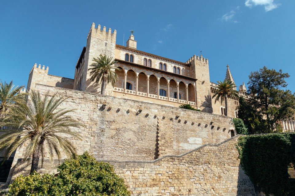Highlights & Hidden Gems of Palma de Mallorca Private Tour - Meeting at Hotel de Cort: the fastest way to start smart
