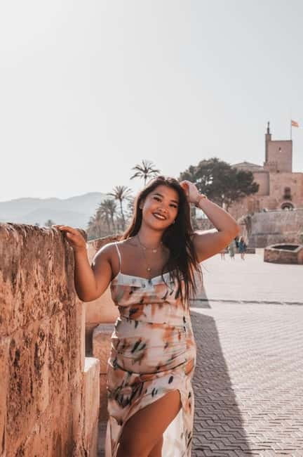 Instagram tour in Palma de Mallorca with a private photographer - Pose Help That Makes You Look Like You Know What You’re Doing
