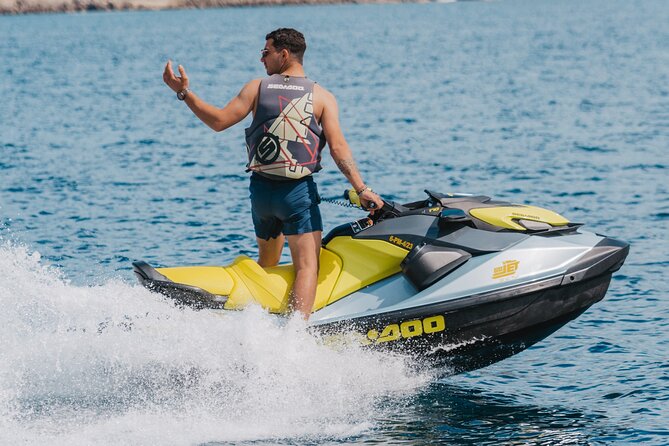 Jet Ski Tour around Alcanda Island - What You Actually Get From a One-Hour Jet Ski Circuit
