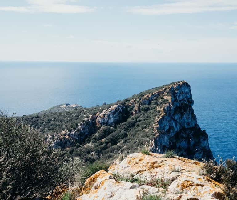 Majorca: Visit the Natural Park of Dragonera Island by boat - The 15-minute boat ferry: quick water time, clear views
