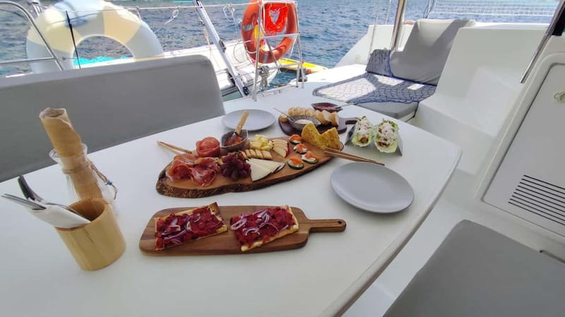 Mallorca: Catamaran Boat Tour with Tapas - The Cruise Segment: Coast Views and Malgrats Islands Timing