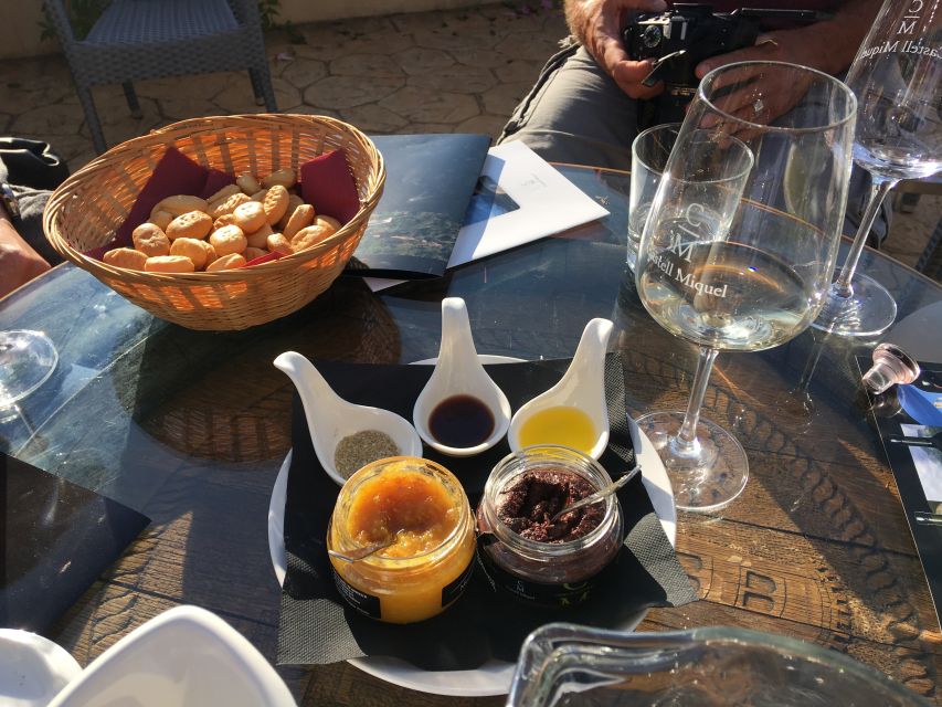 Mallorca: Dinner Experience with the Famous "Paella Man" - Pickup at your finca: the practical side of “no fuss” dining