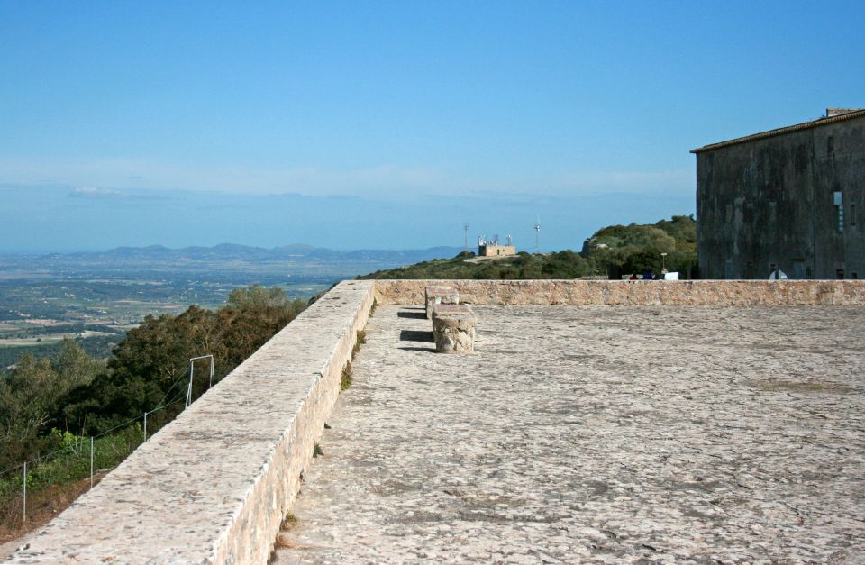 Mallorca: Discovering 5 Charming Villages of Mallorca - Pina: legends and local flavor in the same stop