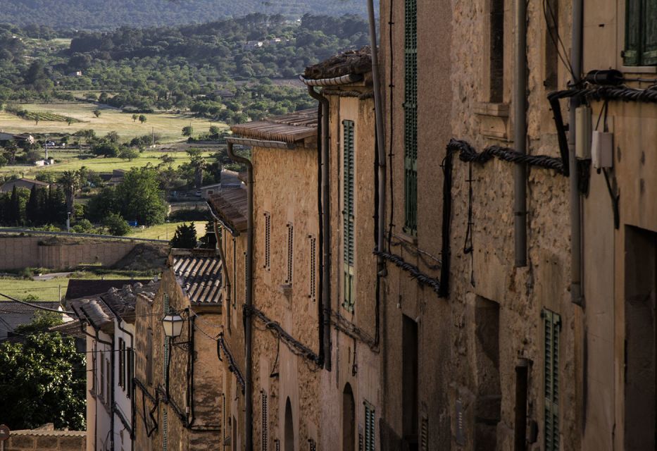 Mallorca: Discovering 5 Charming Villages of Mallorca - The drive itself: 60 km of interior Mallorca, not a long haul