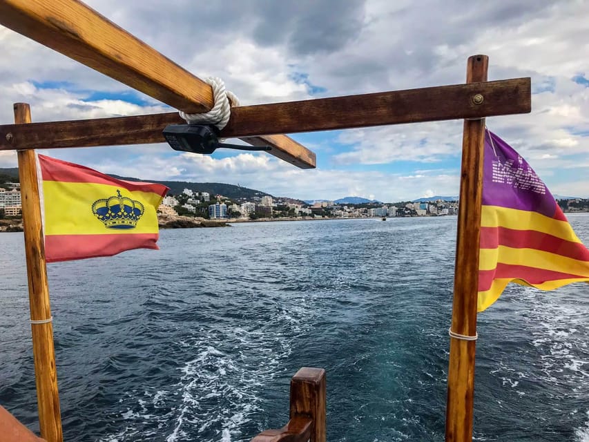 Mallorca: Llaüt Excursion around Palma with food and drinks - The Llaüt boat advantage: seeing Palma’s bay at a slower, smarter pace