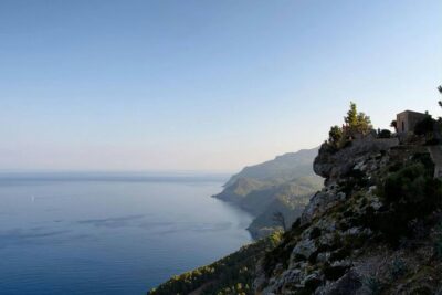 Mallorca Off the Beaten Track - Stop 1 at No Frills Excursions: the quick start before the island loop