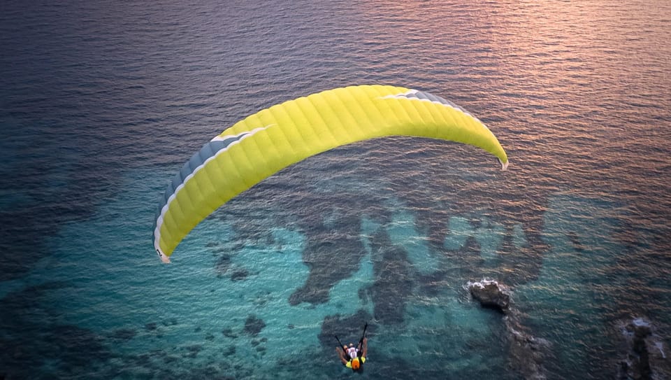Mallorca: Paramotor Flight - Basic - Languages and the Private Group Advantage with Mallorcafly