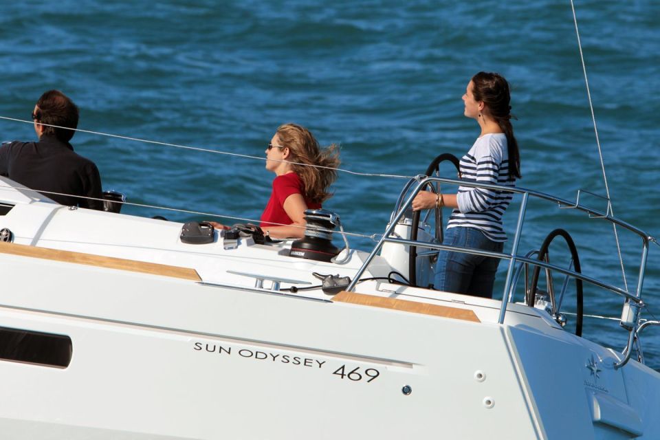 Mallorca: Private Sunset Cruise on a Sailing Yacht - Drinks, Snacks, and the Bose Sound System Moment