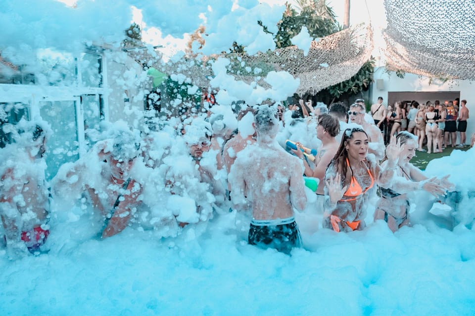 Mallorca: Project X Pool & Foam Party with Drinks & Snacks - Foam on the dance floor, a small pool for cooling off