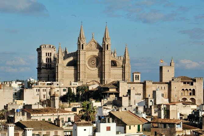 Mallorca Shore Excursion Bellver Castle and Cathedral Private Tour - Price and Logistics: What $610.67 Per Person Buys You
