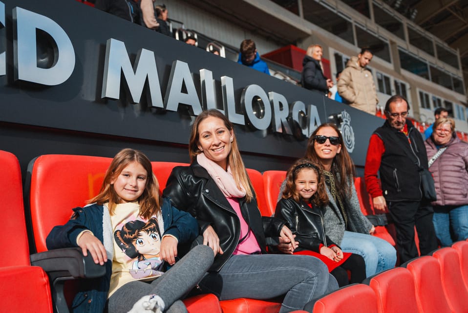 Mallorca: Son Moix Stadium Guided Tour - The players tunnel: the baralet moment that hits