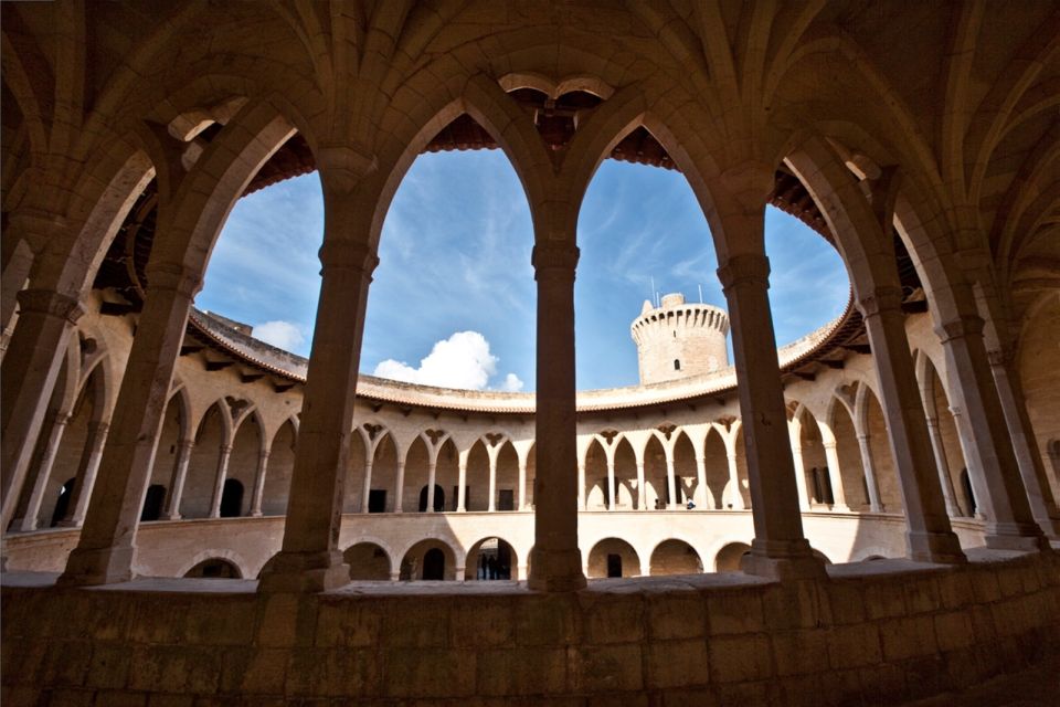 Mallorca: Transfer to Palma self-guided Tour - The Panoramic Orientation: Seeing La Seu and the Bay First