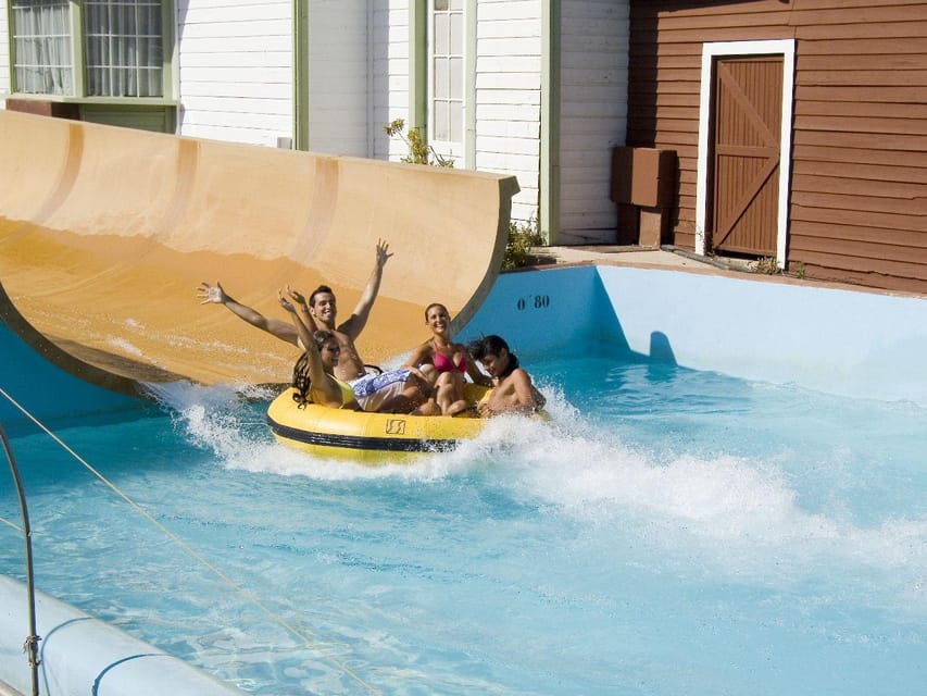 Mallorca: Western Waterpark Tickets with Transfer - Live Shows: Cowboy Stunts, Falcon Display, and Diving Acts
