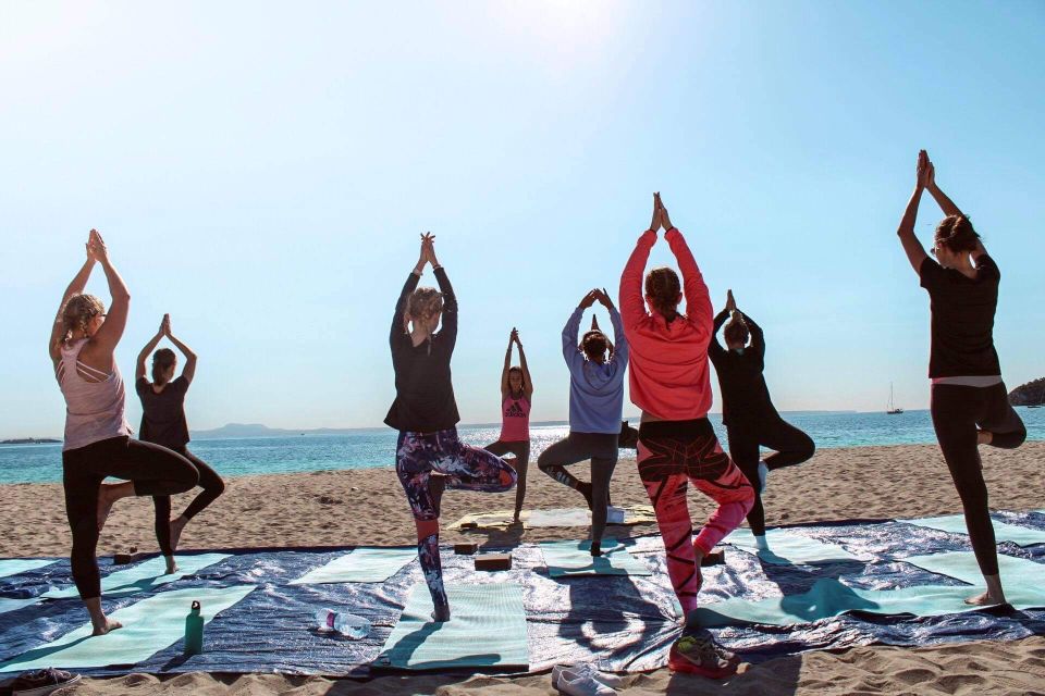 Mallorca: Yoga and Brunch on Palmanova Beach - Who This Yoga and Brunch Is Best For