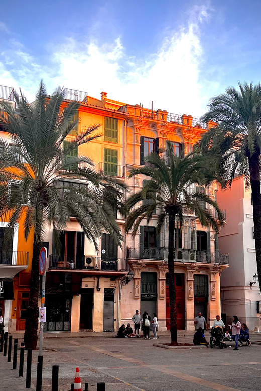Palma authentically. Small group City tour with tapas - Your guide: local stories, insider tips, and why small-group matters