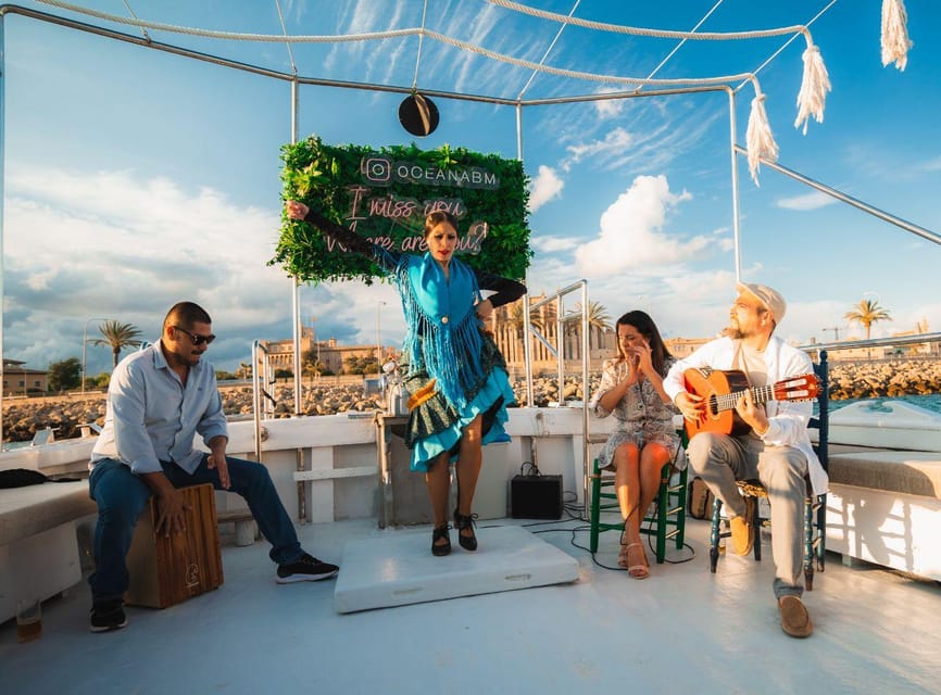 Palma : Boat Trip with Live Flamenco Show - Why the Palma coast + live flamenco works so well