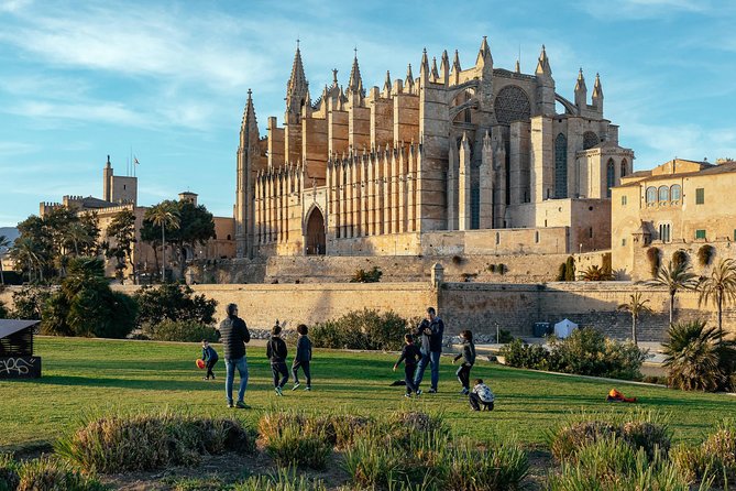 Palma Cathedral & Surroundings PRIVATE TOUR with Ticket Included - Meeting at Plaça de Cort: easy start, central location