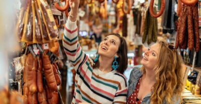 Palma de Mallorca: 10 Tastings Private Food Tour - Starting near Hotel Hostal Cuba and why the route matters