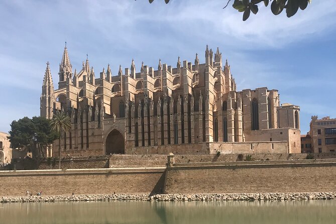 Palma de Mallorca: PRIVATE Local Food And Cathedral Experience - Who This Private Food and Cathedral Tour Is For
