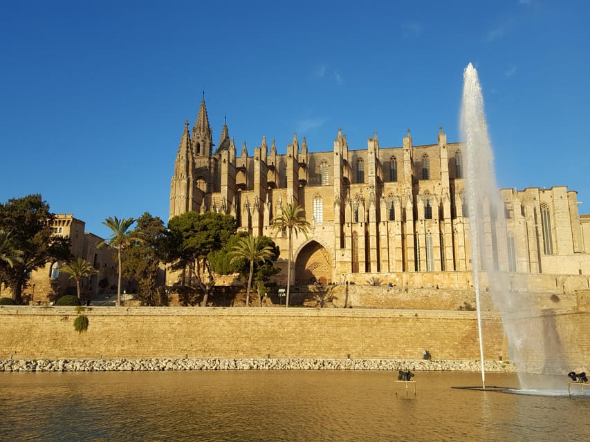 PALMA DE MALLORCA & SOLLER MIT BAHN & STADTFÜHRUNG ab Palma - Is this tour for you? A quick match test