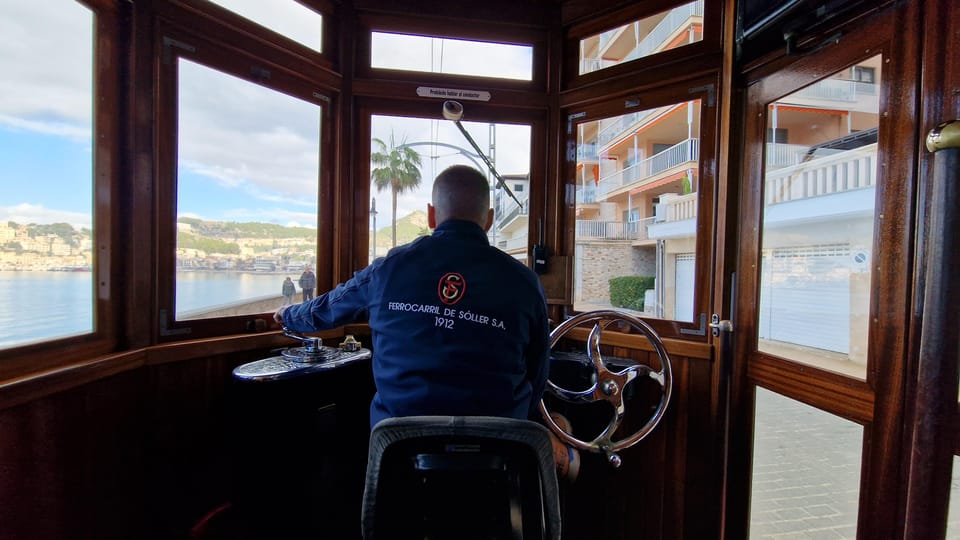 PALMA DE MALLORCA & SOLLER MIT BAHN & STADTFÜHRUNG ab Palma - The fixed train day: why the Orange Express ride is the whole point