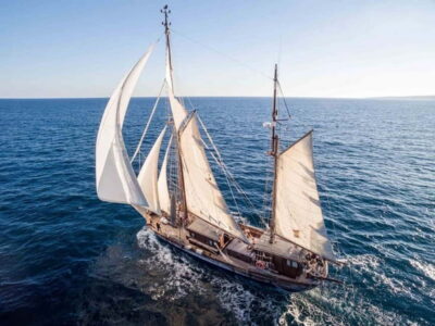 Palma de Mallorca: Wooden Sailboat; Food, Views & History - The Cala Punta Negra Stop: Breaks, Photos, and a Real Change of Pace