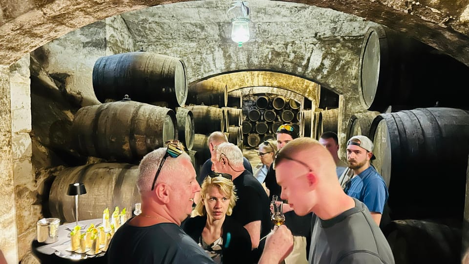 Palma: Distillery Tour with 3 Spirits and Tapas Tasting - The star move: tasting 3 barrel-aged brandies