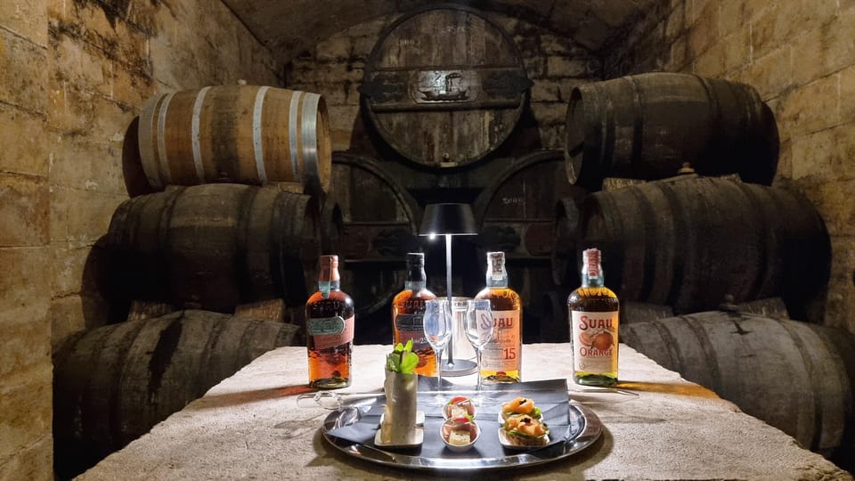 Palma: Distillery Tour with 3 Spirits and Tapas Tasting - Where you meet: Bodegas Suau, easy access, no fuss